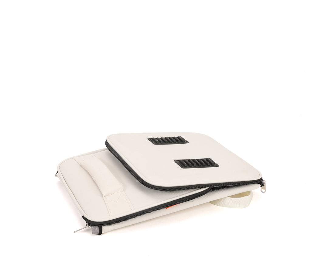 Panda Carrier - 3-in-1 Expandable Pet Backpack - Large & Breathable