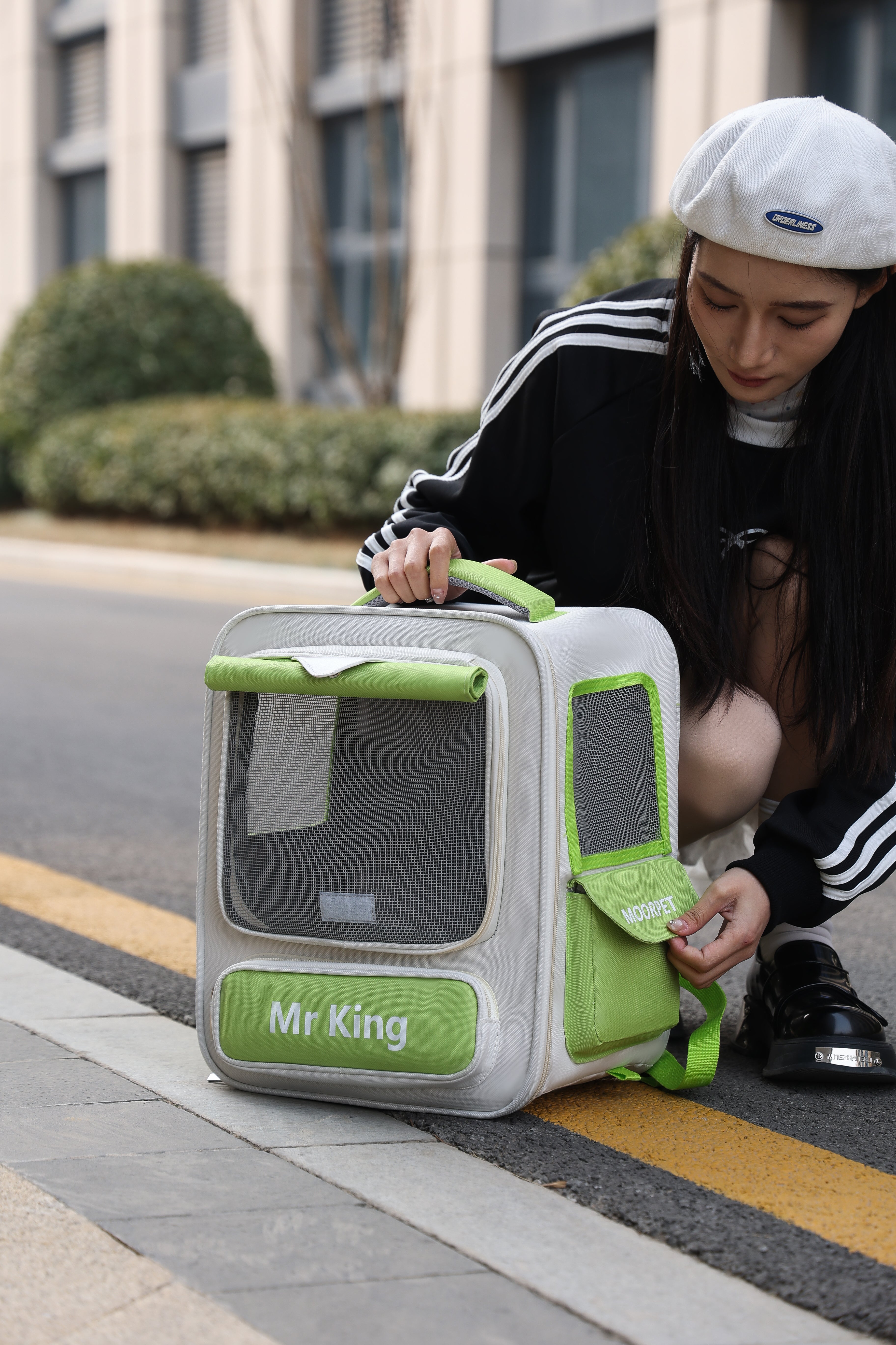 Multi-Air Pet Carrier - Hands-Free & Breathable