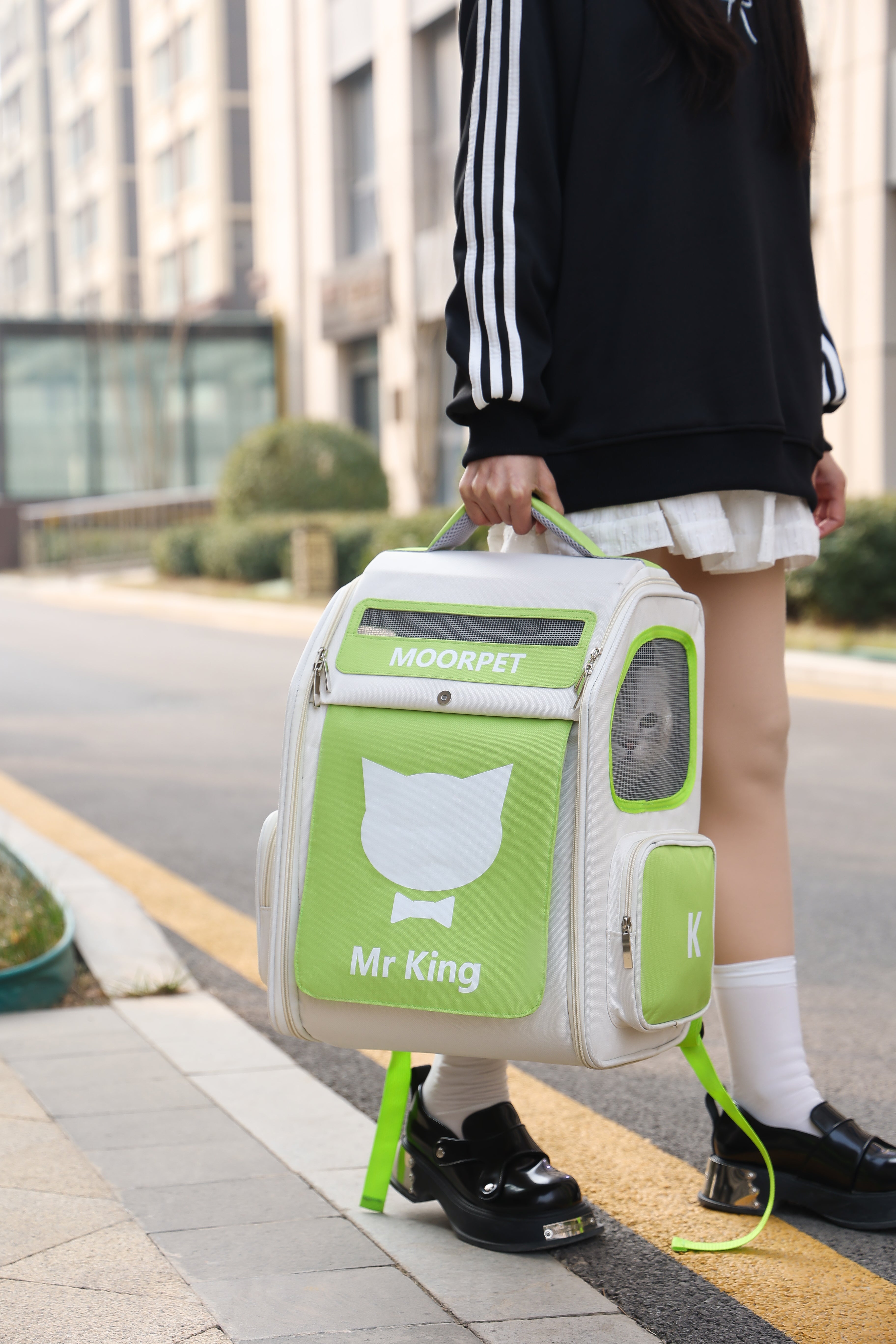 Ventilated Cat Carrier Bag - Eco-Friendly & Multi-Functional