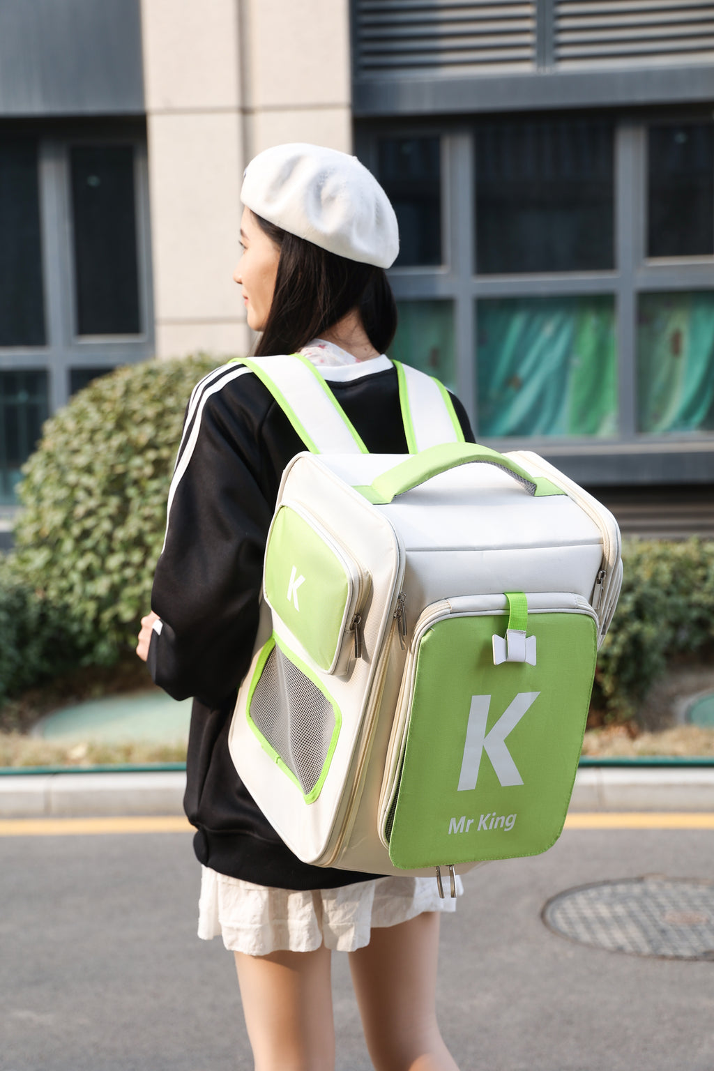 ExpandPaws Pro - All-in-One Expandable Pet Backpack