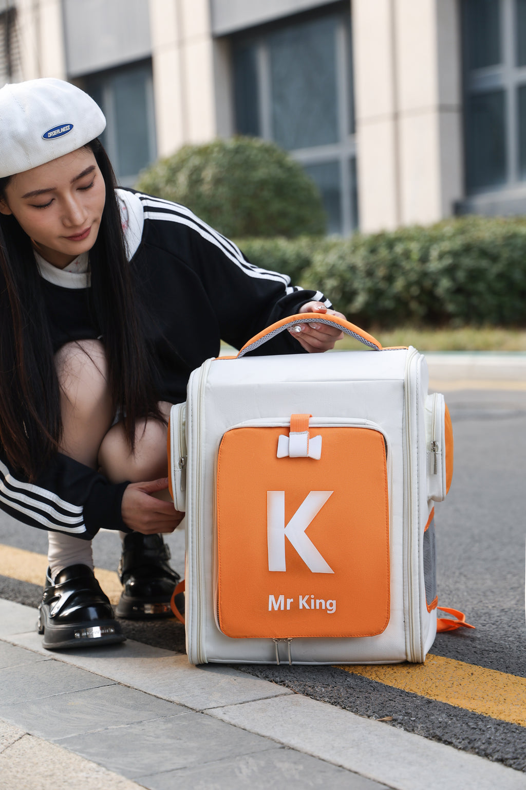 ExpandPaws Pro - All-in-One Expandable Pet Backpack