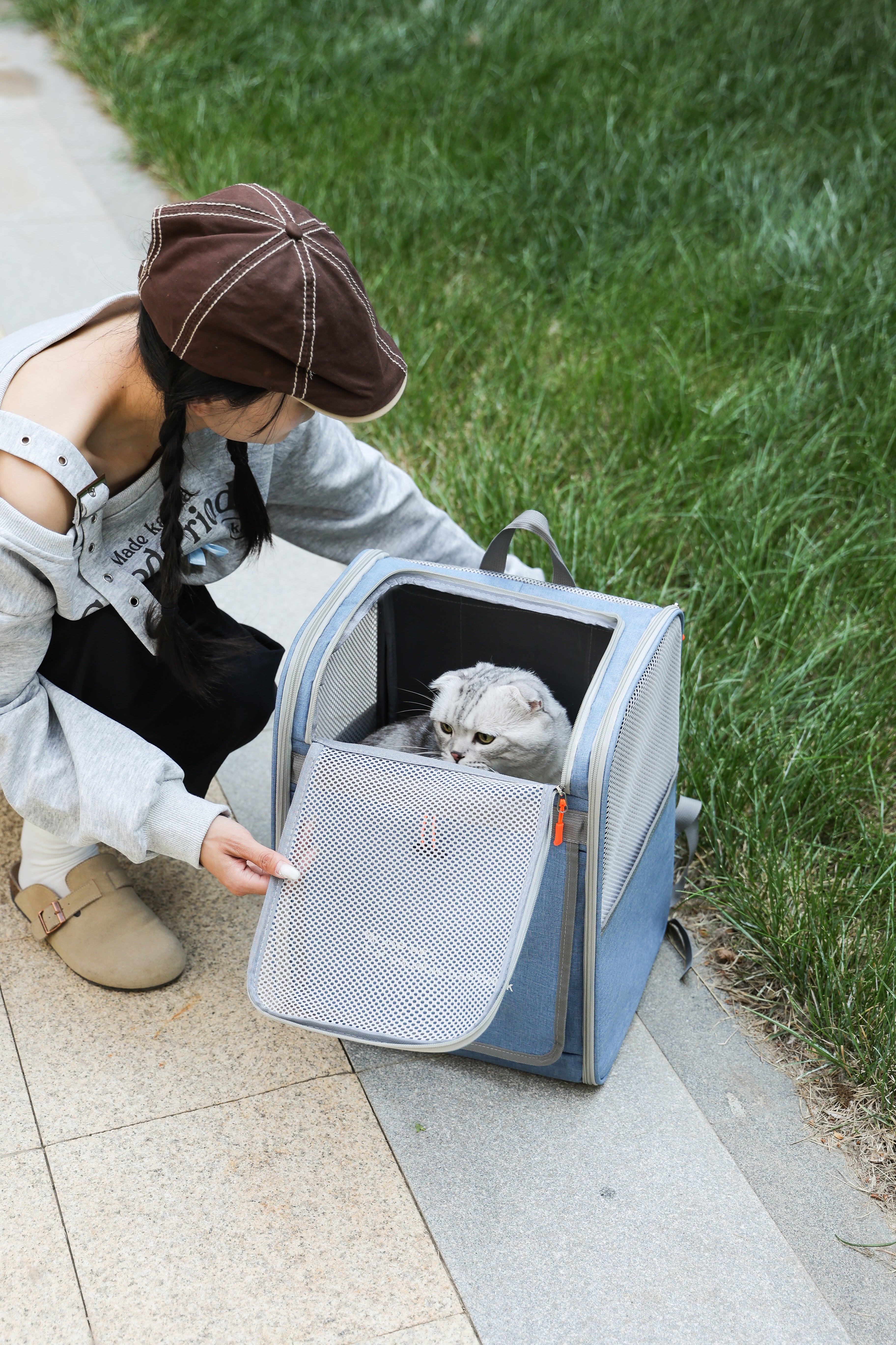 UrbanPaws Versatile Pet Backpack – Roll-Top & Luggage-Ready