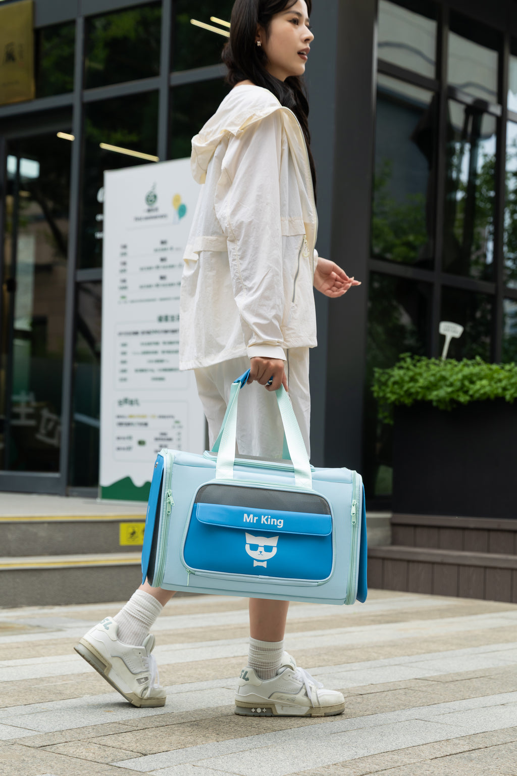 AirFlow MagSeal Pet Carrier – Breezy, Easy-Access & Calming