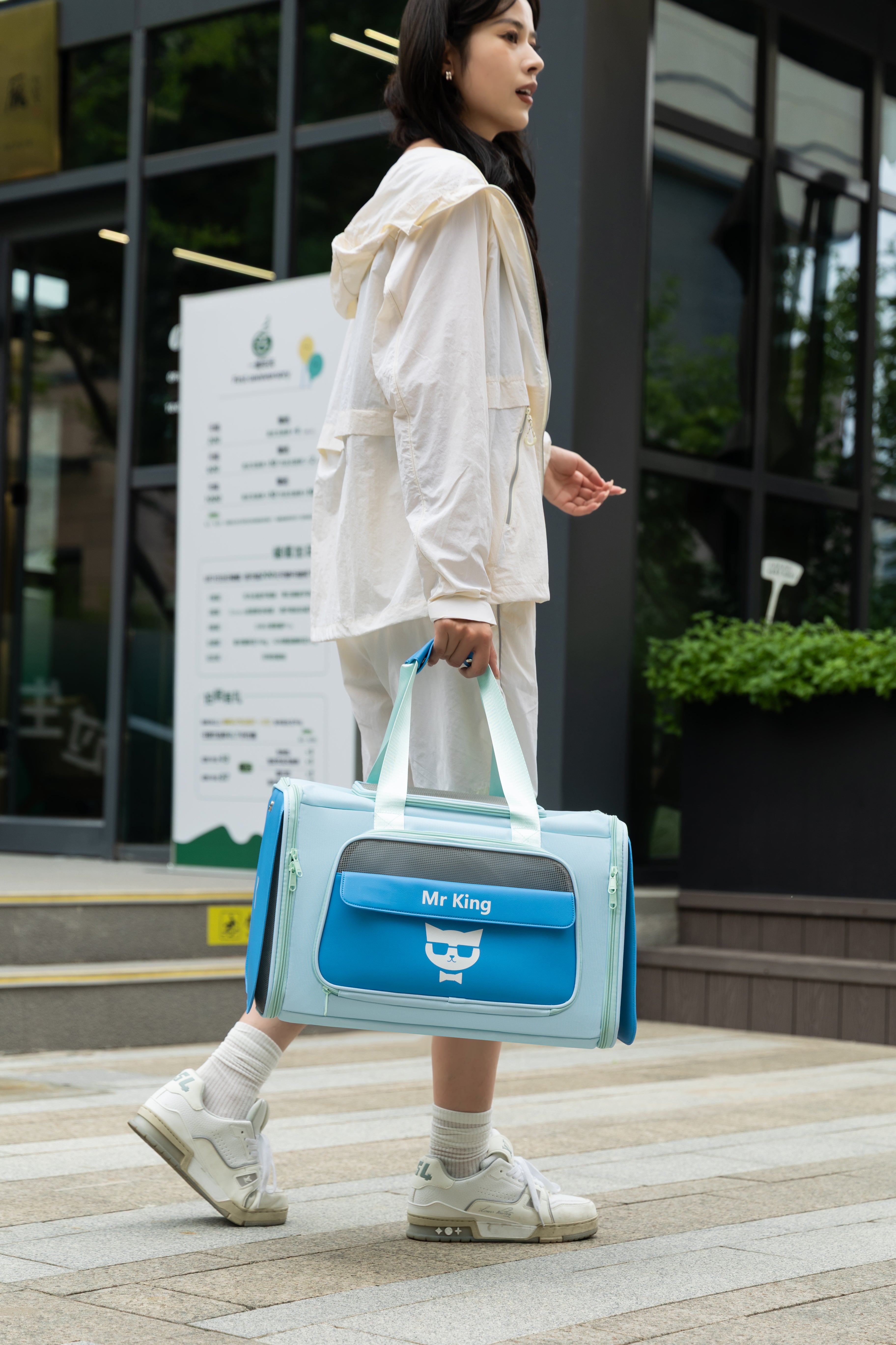 AirFlow MagSeal Pet Carrier – Breezy, Easy-Access & Calming