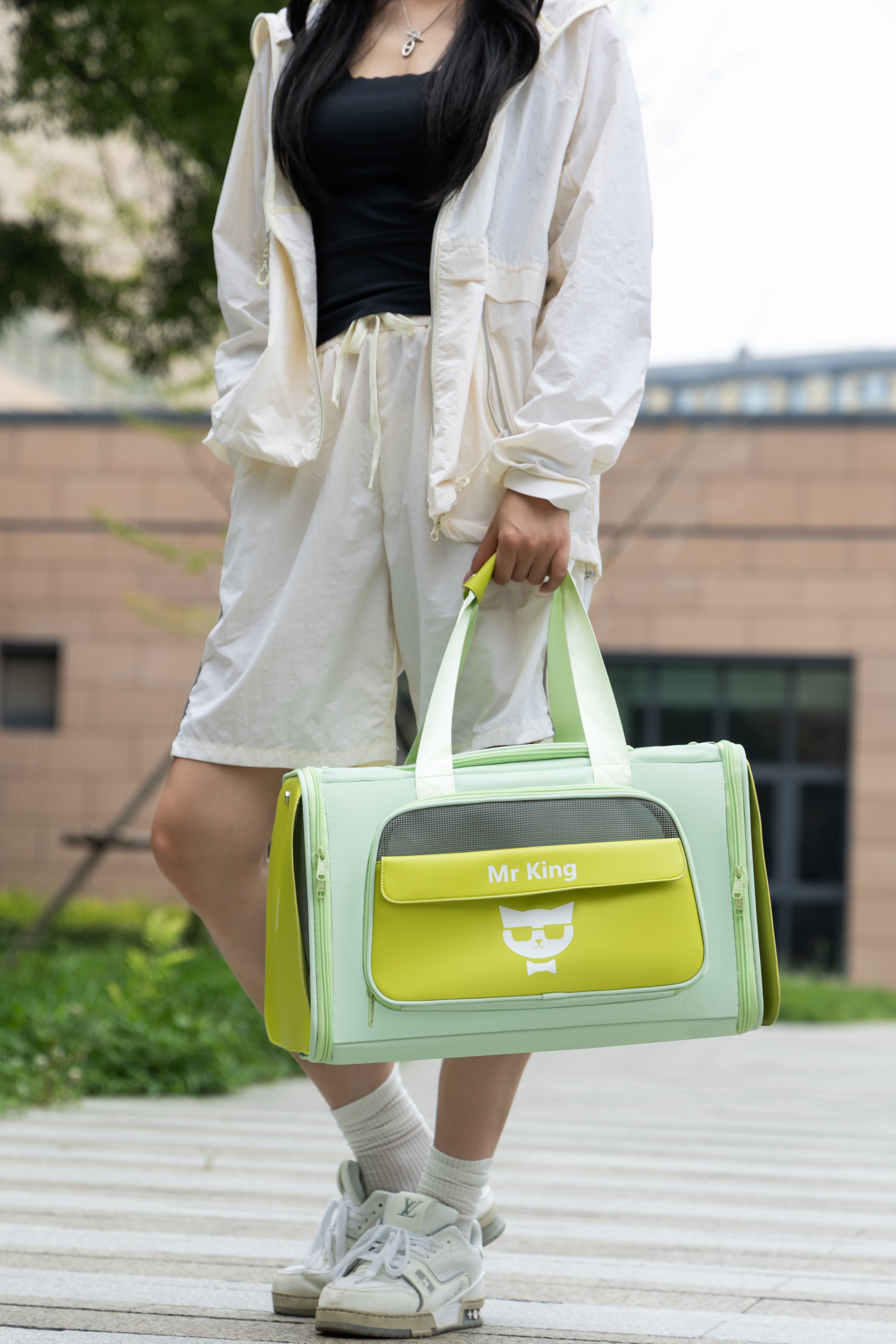 AirFlow MagSeal Pet Carrier – Breezy, Easy-Access & Calming