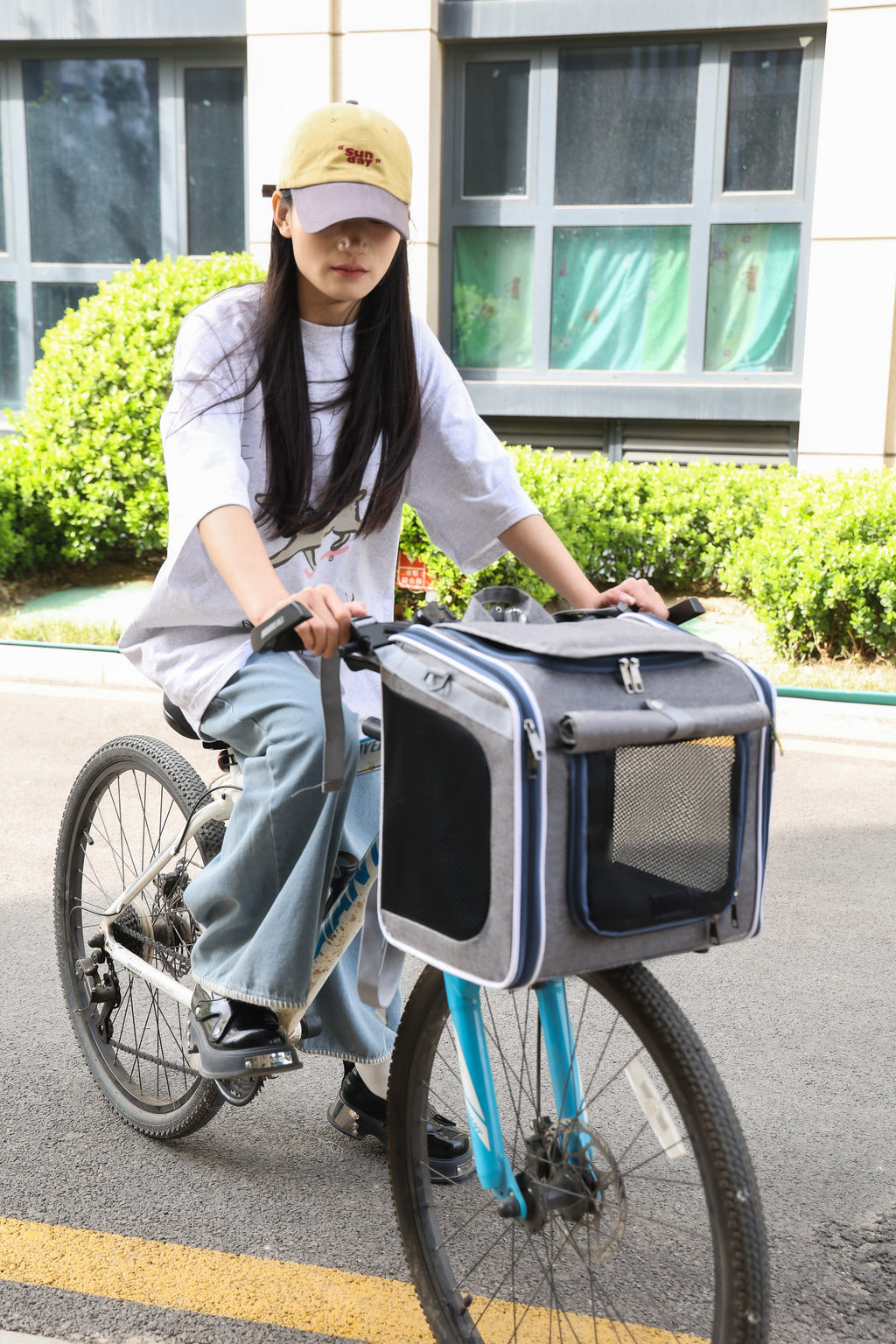 Bike Cube Carrier – Bike-Ready & Multi-Way Carry