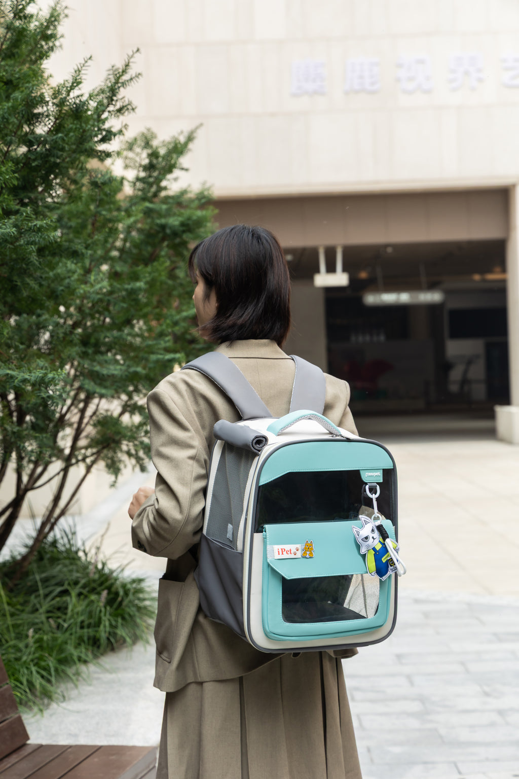 AirFlow Pro Foldable Pet Backpack – Breezy, Roomy & Travel-Ready