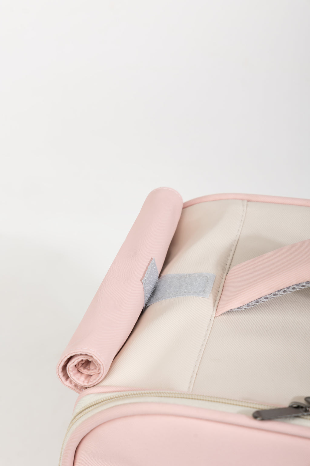 AirFlow Pro Foldable Pet Backpack – Breezy, Roomy & Travel-Ready