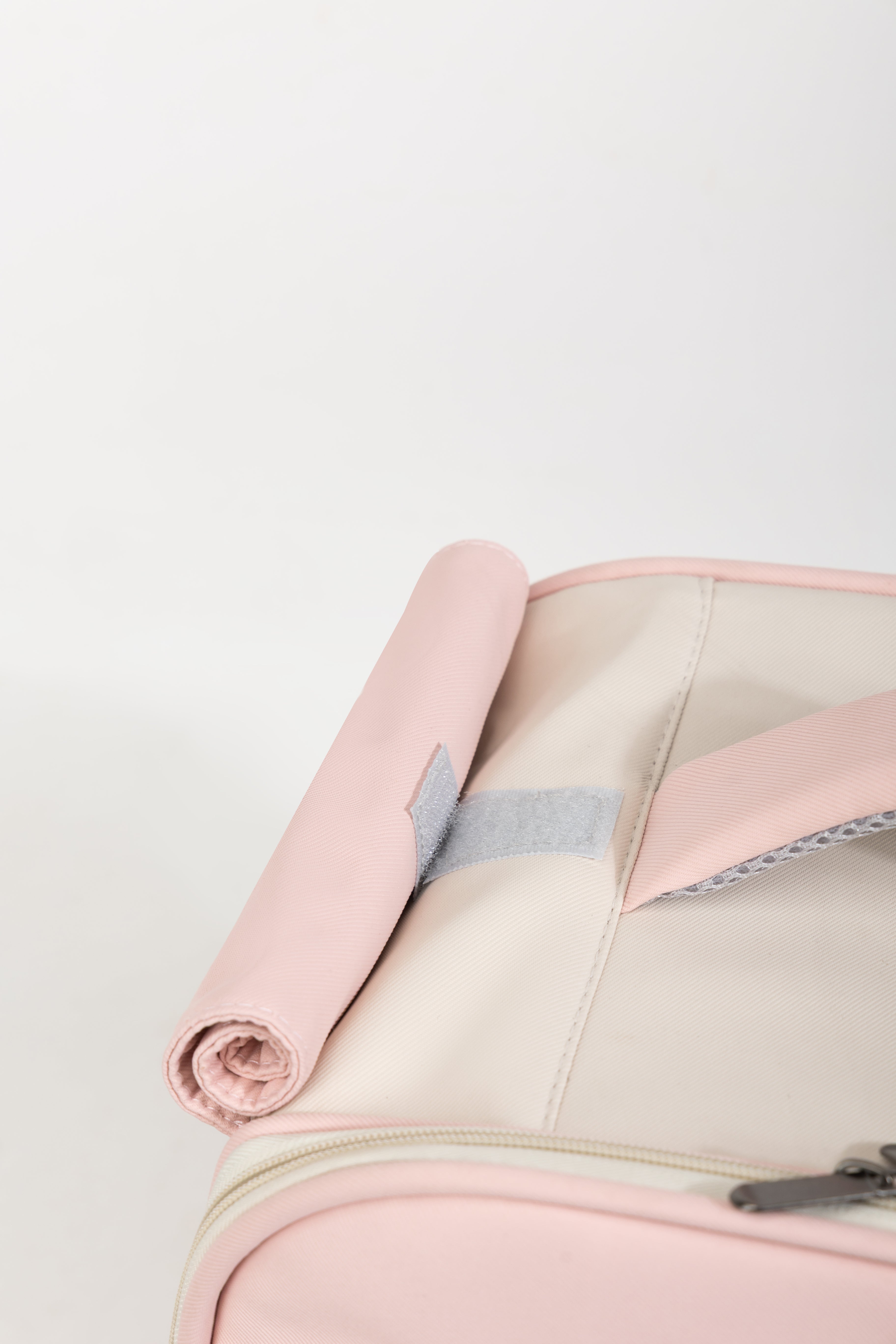 AirFlow Pro Foldable Pet Backpack – Breezy, Roomy & Travel-Ready