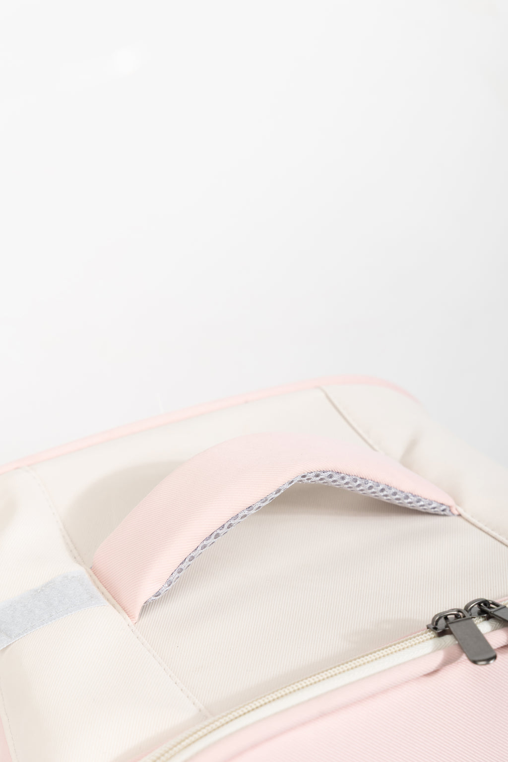 AirFlow Pro Foldable Pet Backpack – Breezy, Roomy & Travel-Ready