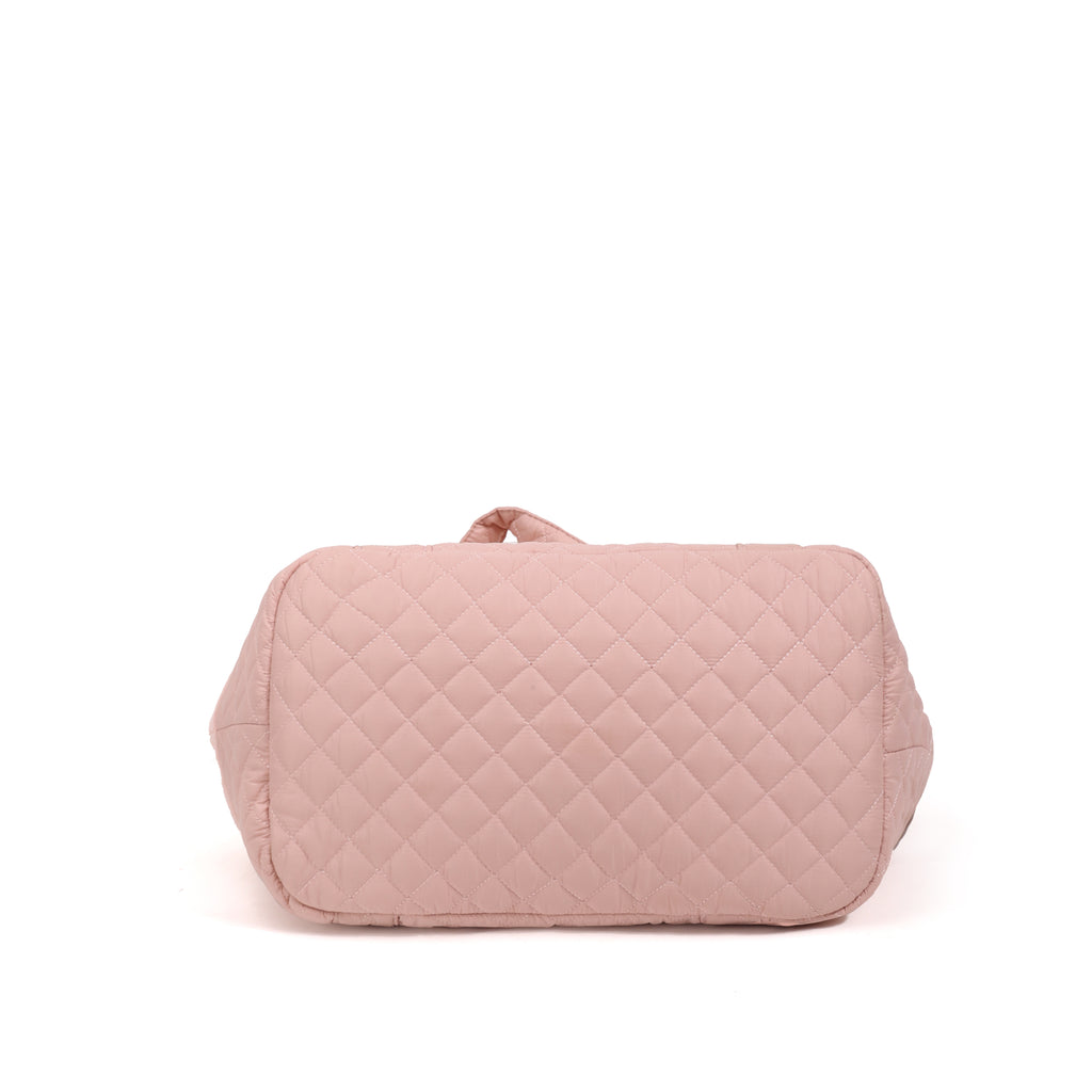 Tote cat carrier — Warm, Portable & Fur-Resistant